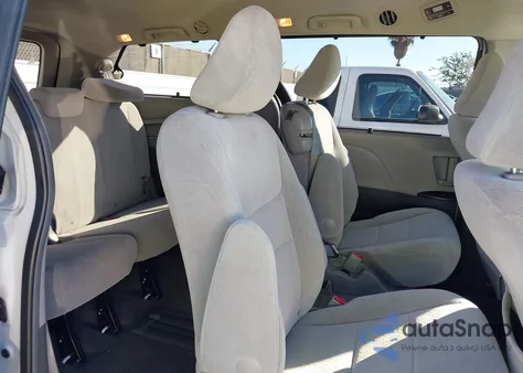 2016 Toyota Sienna Le 8 Passenger from USA, damaged, VIN 5TDKK3DCXGS708644